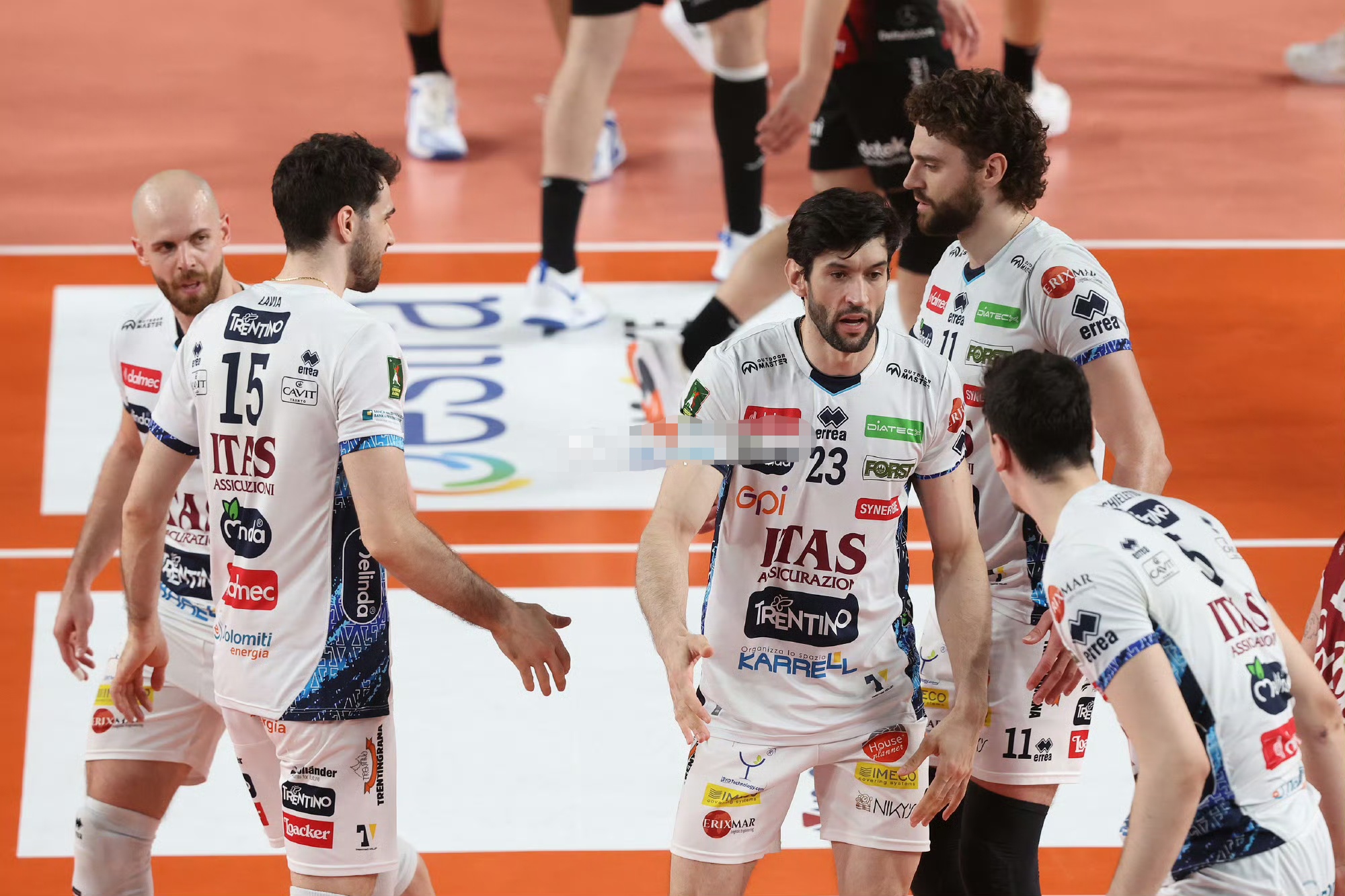 赛后法国杯焦点战,瓦伦西亚主帅复盘,话题不断,年轻球员得到机会的简单介绍 赛后法国杯焦点战,瓦伦西亚主帅复盘,话题不断,年轻球员得到机会的简单介绍